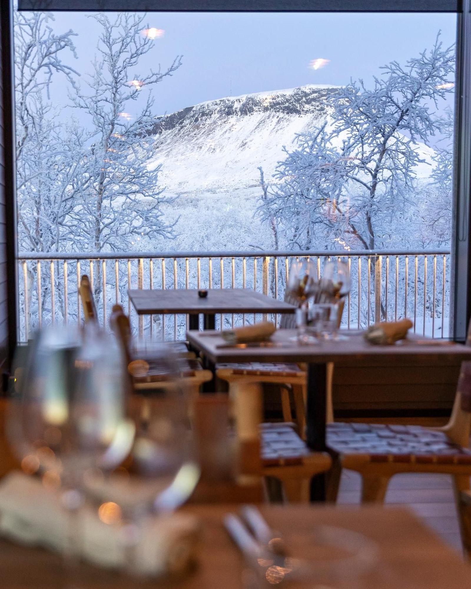 Cahkal Hotel Кильписъярви Экстерьер фото